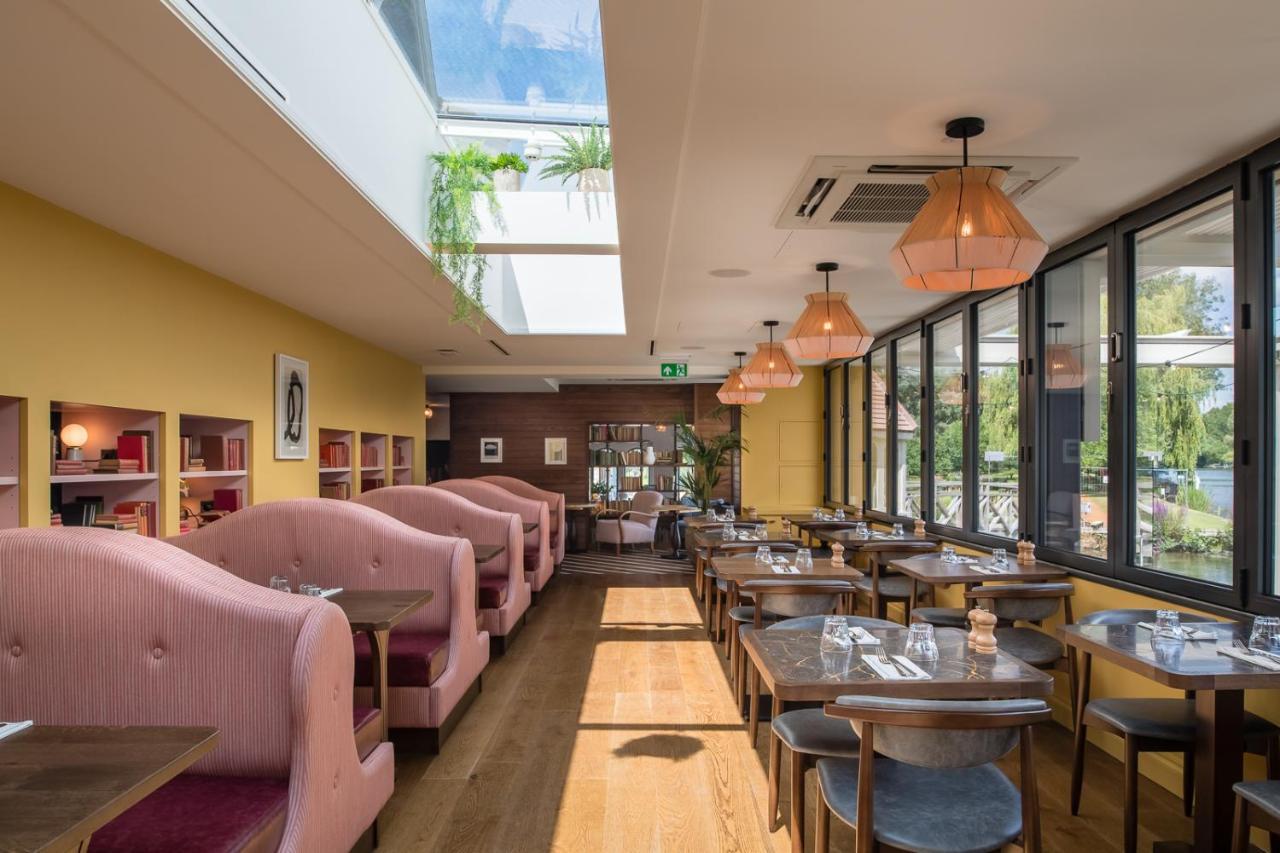 ホテル The Swan, Streatley, Berkshire エクステリア 写真